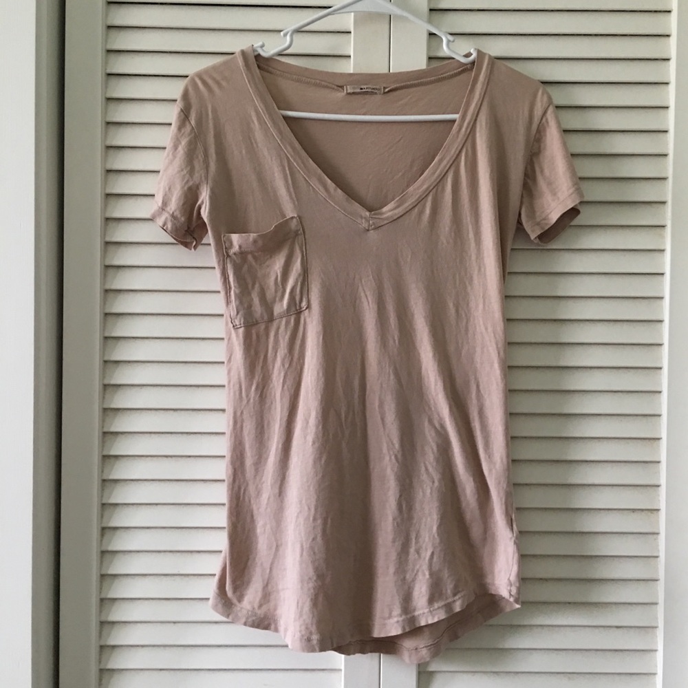 LAmade - V neck pocket tee